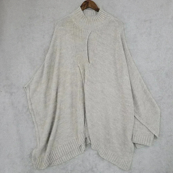 NWT New York & Company Women's S/M Sweater Poncho  30CT - Picture 1 of 8
